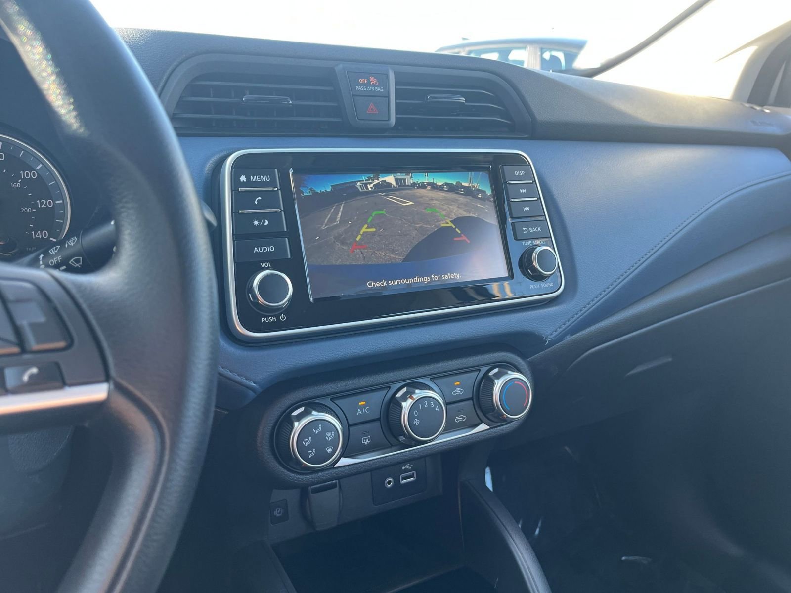 Used 2025 Nissan Versa SV FWD image 24