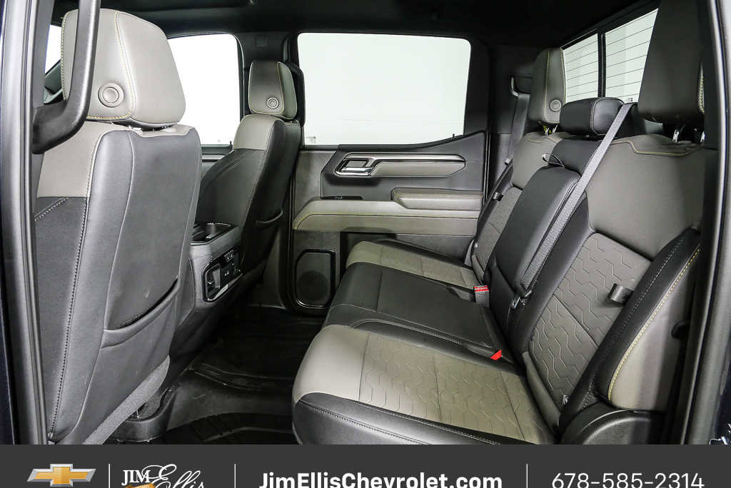 Certified 2023 Chevrolet Silverado 1500 ZR2 w/ Technology Package AWD/4WD image 38