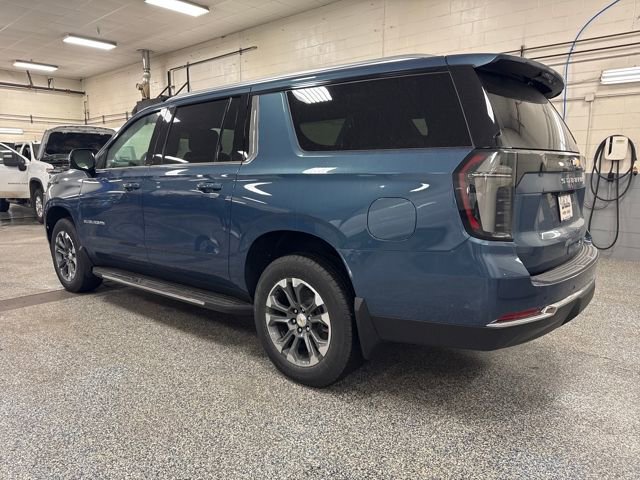 New 2026 Chevrolet Suburban LT w/ Comfort Package image 3
