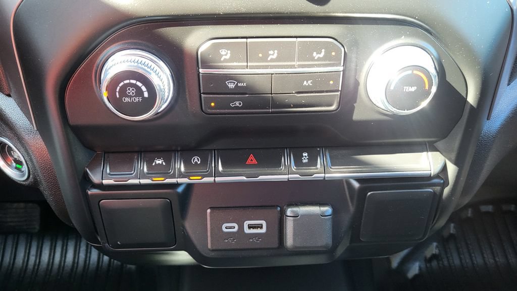 Used 2023 GMC Sierra 1500 Pro AWD/4WD image 32
