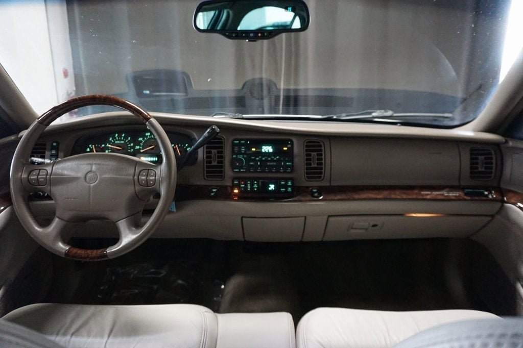 Used 2004 Buick Park Avenue Ultra FWD image 22