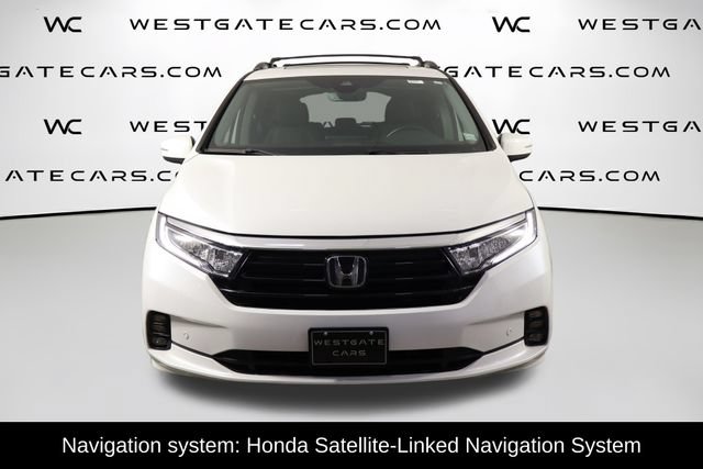 Used 2021 Honda Odyssey Touring image 2