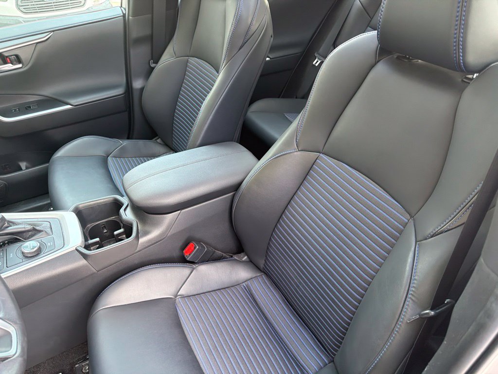 Used 2022 Toyota RAV4 XSE AWD/4WD image 9