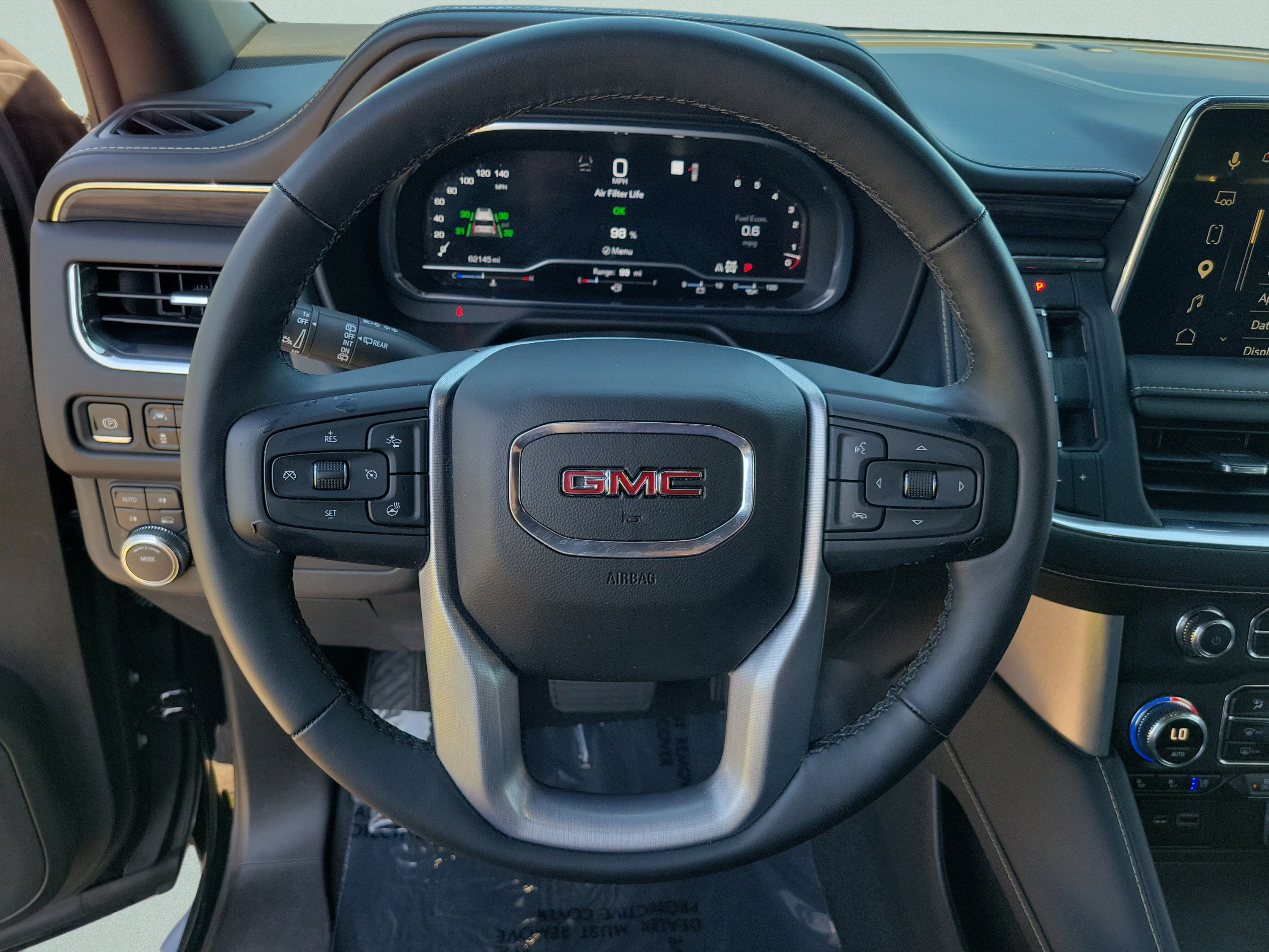 Used 2023 GMC Yukon XL SLT w/ SLT Luxury Package AWD/4WD image 20