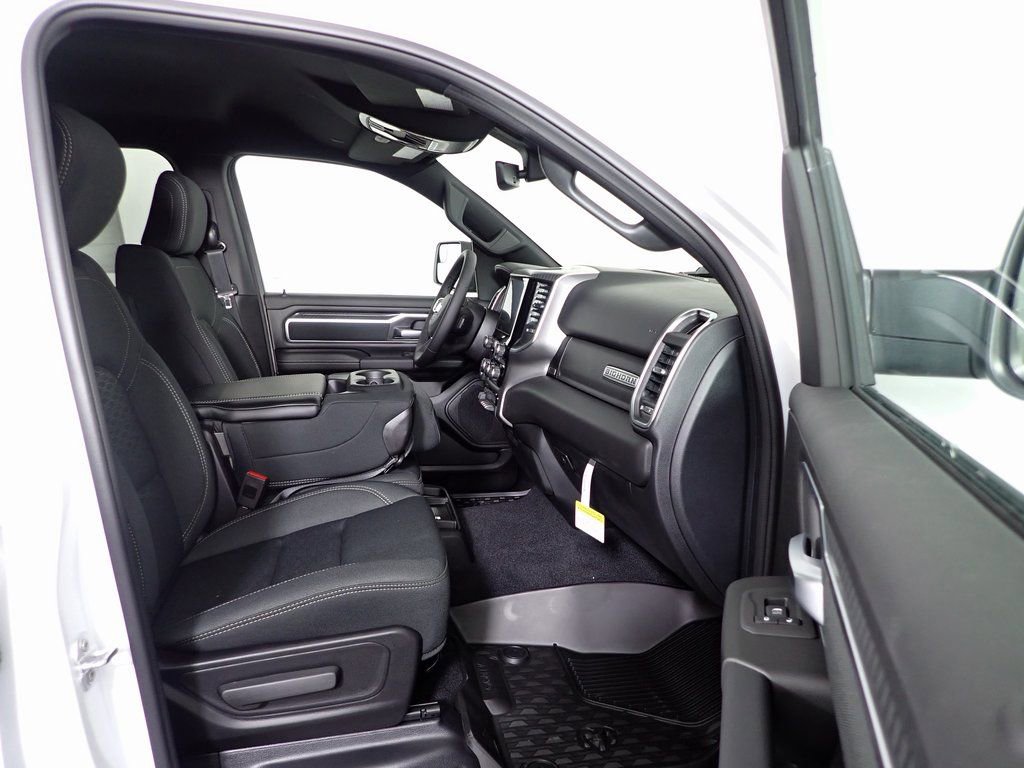 New 2025 RAM 1500 Big Horn image 32