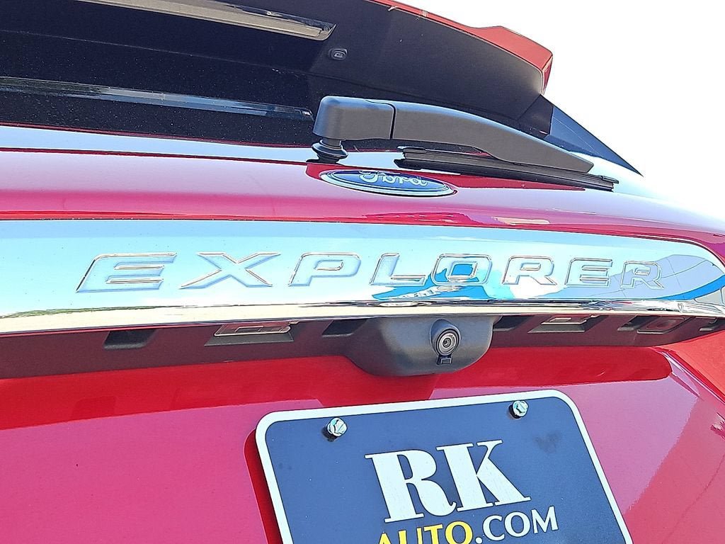 Used 2022 Ford Explorer XLT RWD image 31