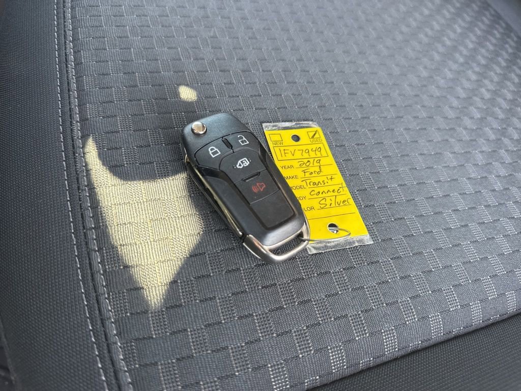 Used 2019 Ford Transit Connect XLT image 30