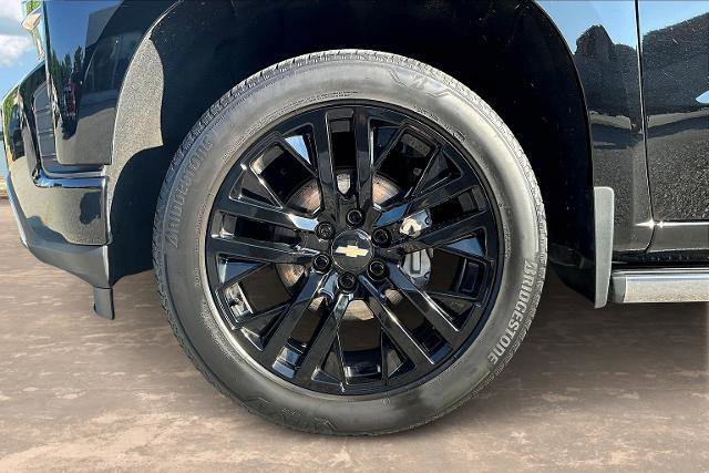 Used 2022 Chevrolet Silverado 1500 High Country w/ Technology Package image 35