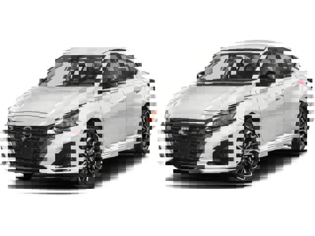 Used 2023 Nissan Altima 2.5 SR w/ SR Premium Package image 1