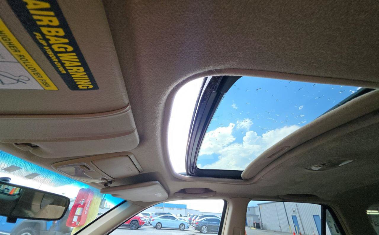 Used 2004 Honda CR-V EX image 17