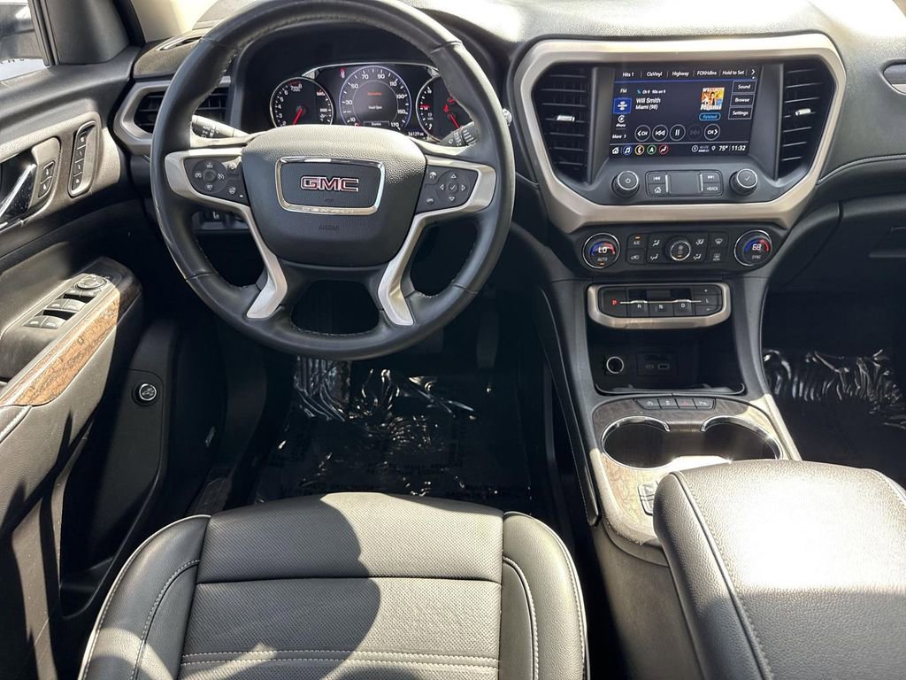 Used 2023 GMC Acadia Denali image 18
