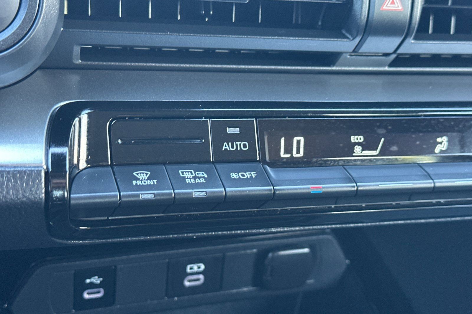 Certified 2026 Toyota Prius LE image 30