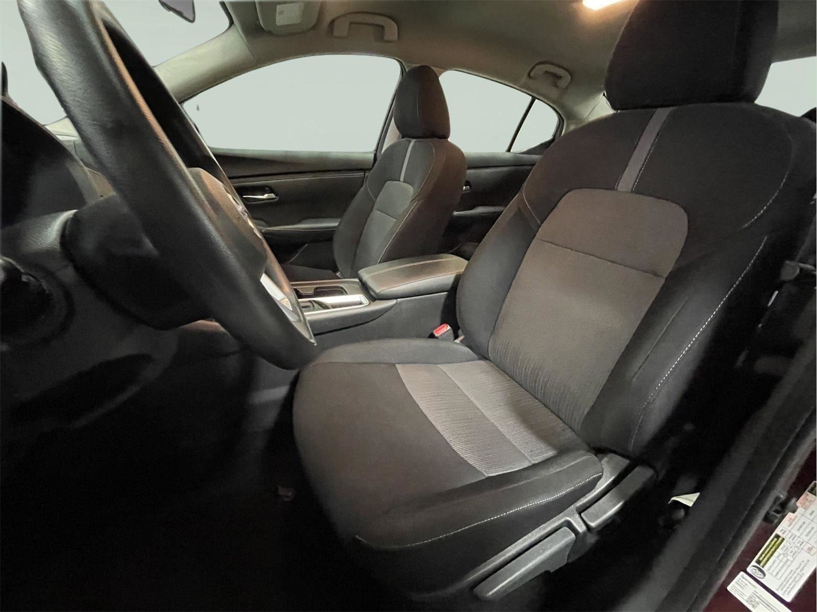 Used 2023 Nissan Sentra SV image 13
