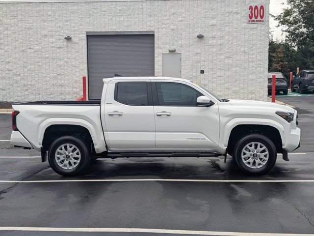 Used 2025 Toyota Tacoma SR5 RWD image 8