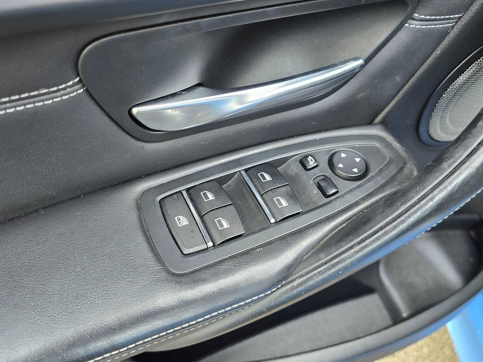 Used 2018 BMW M3 image 24