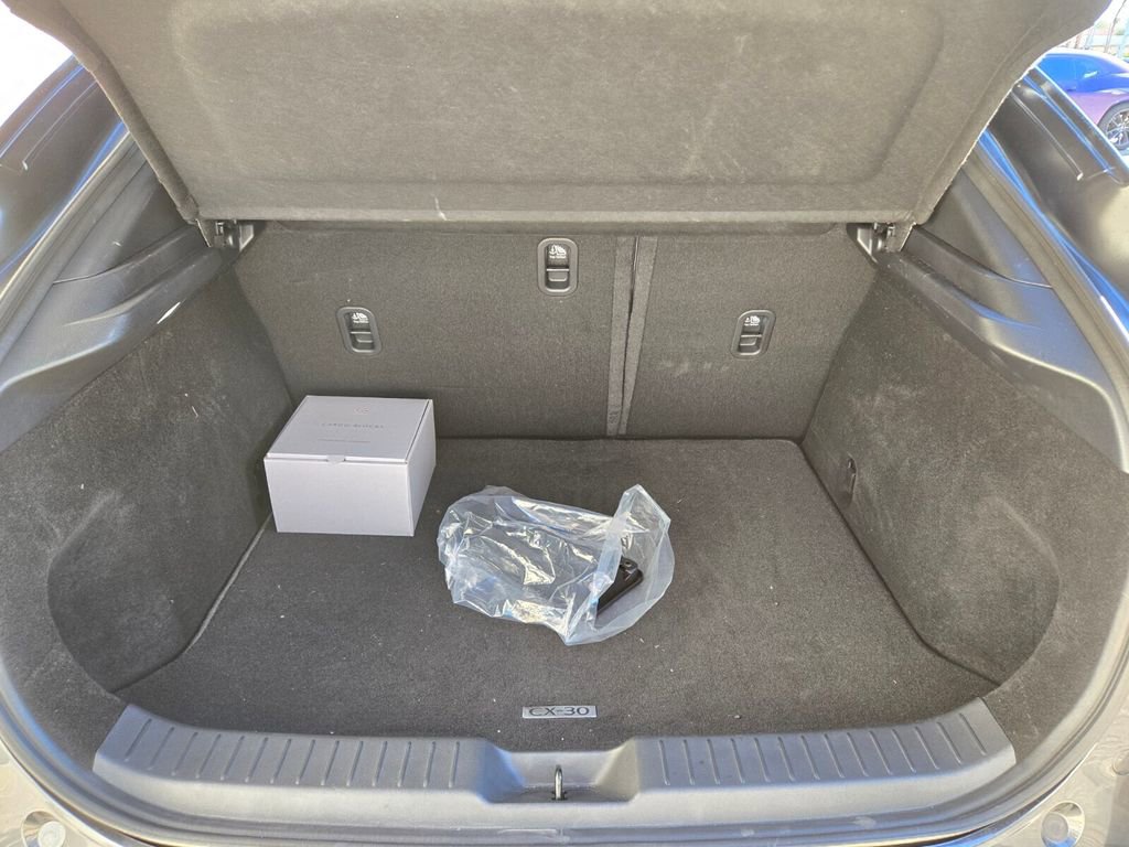 Used 2025 MAZDA CX-30 2.5 Turbo w/ Premium Package image 17