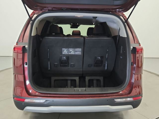 Used 2023 Kia Carnival LX FWD image 34