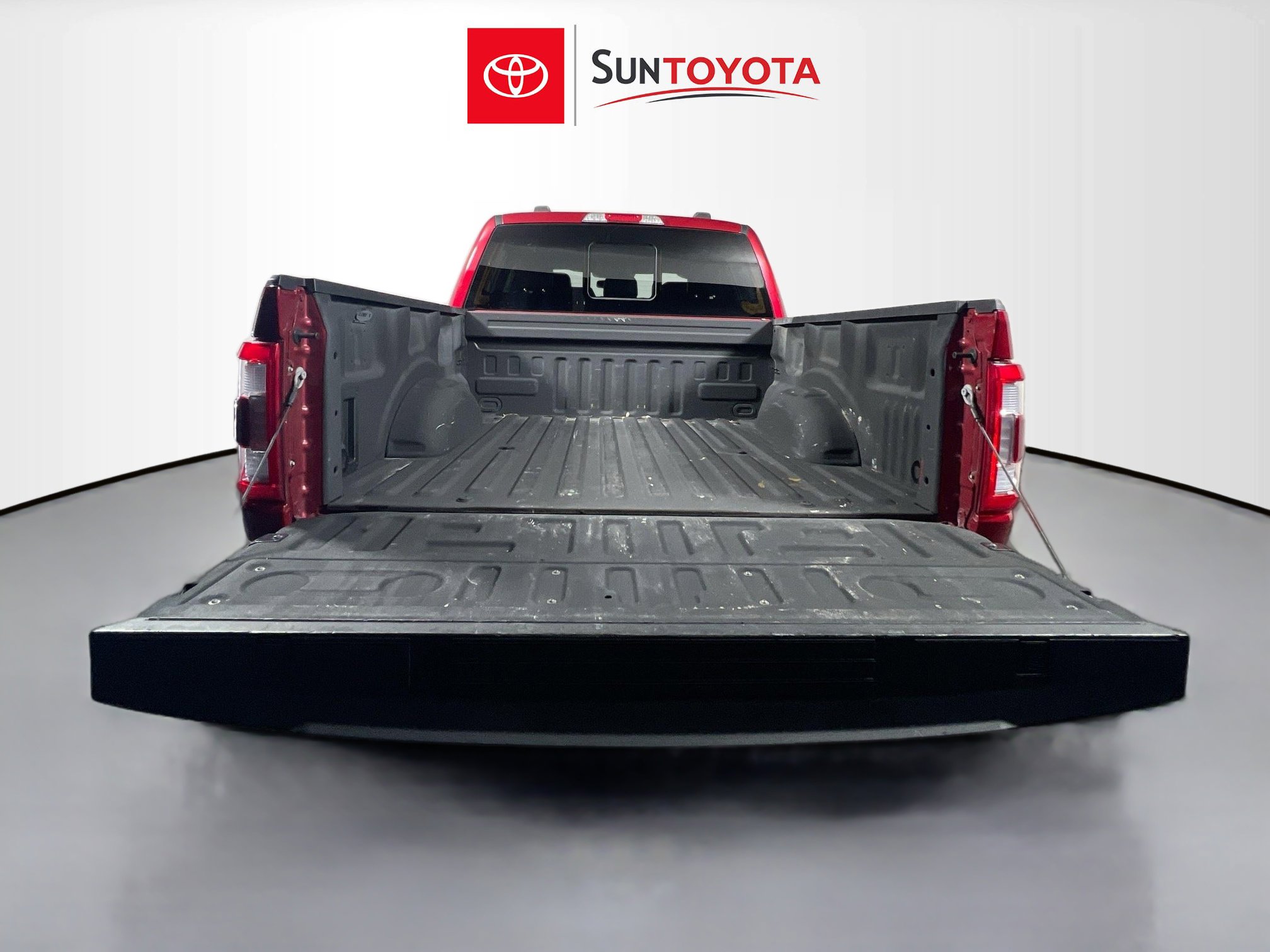 Used 2022 Ford F150 Lariat AWD/4WD image 34