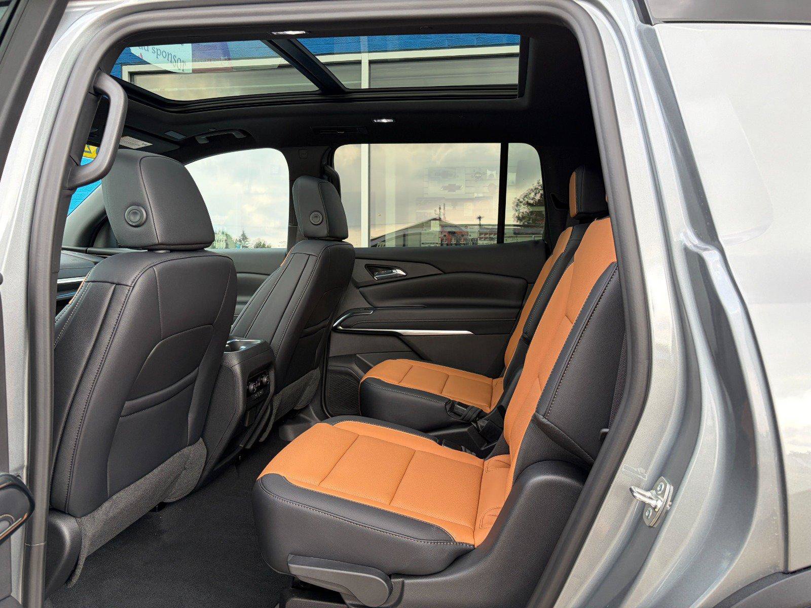 New 2027 Chevrolet Traverse Z71 w/ Driver Confidence Package AWD/4WD image 19