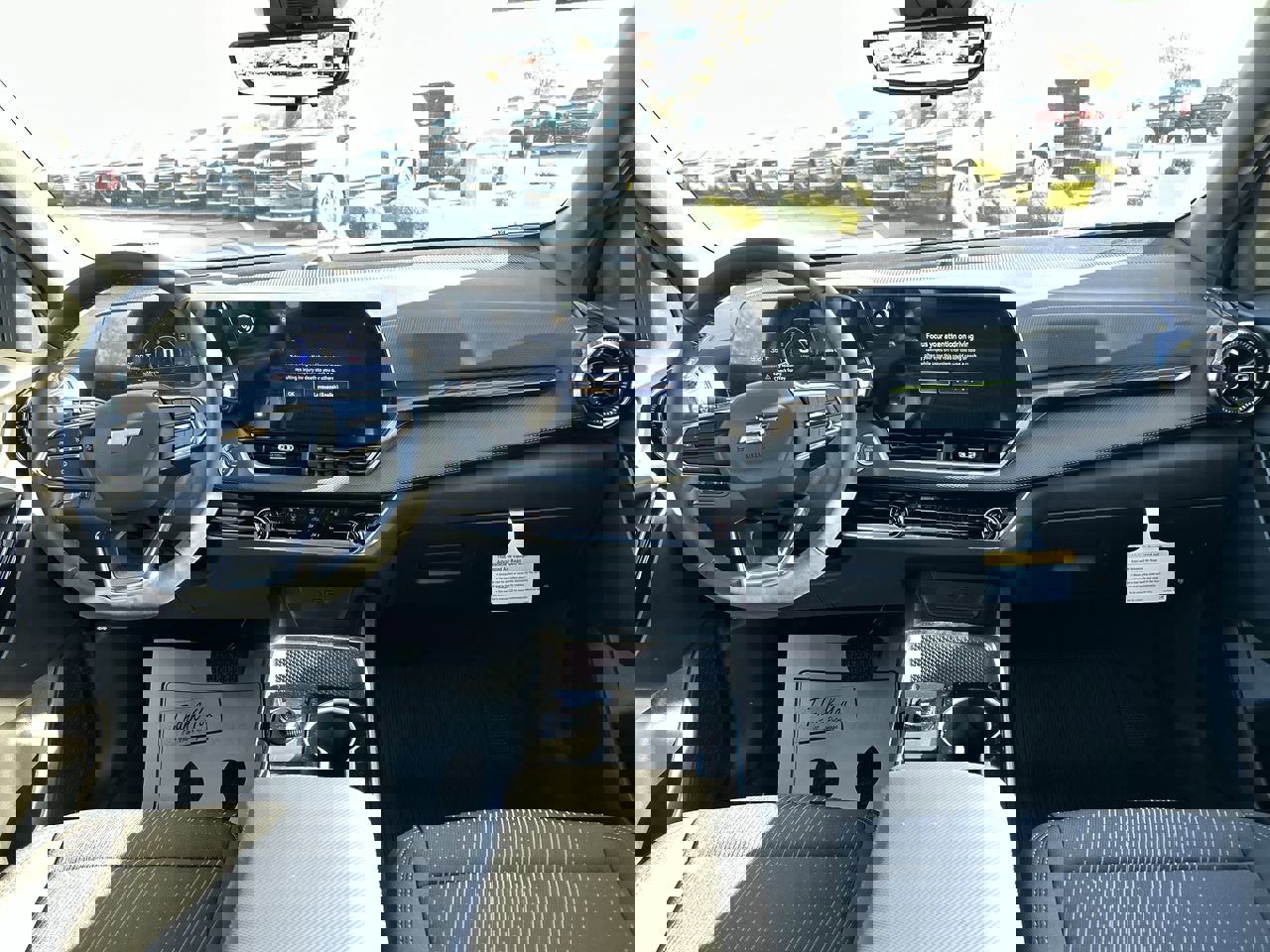 New 2026 Chevrolet Equinox LT image 16