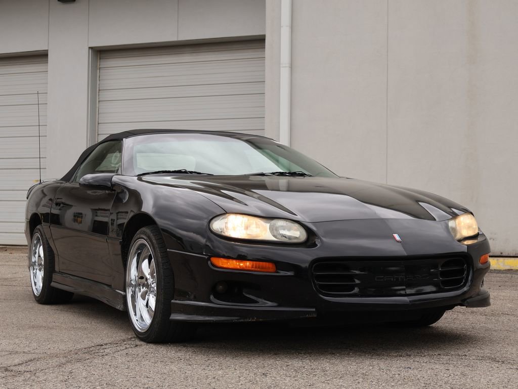Used 2002 Chevrolet Camaro Z28 w/ Sport Appearance Pkg RWD image 1