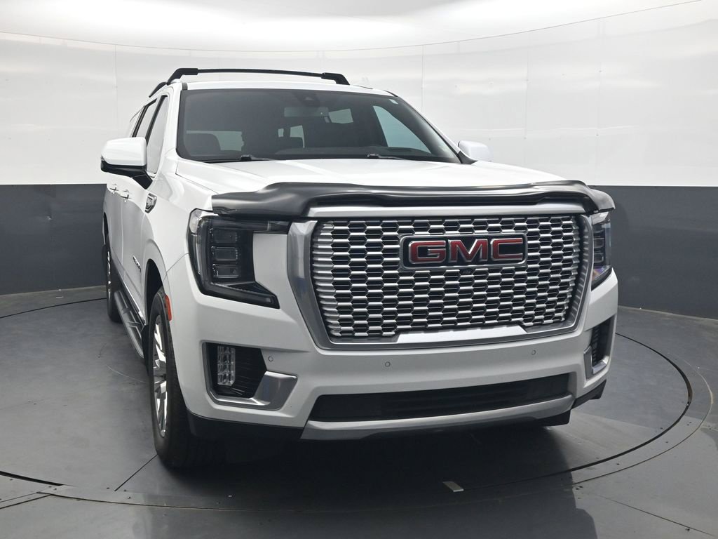 Used 2021 GMC Yukon XL Denali AWD/4WD image 2