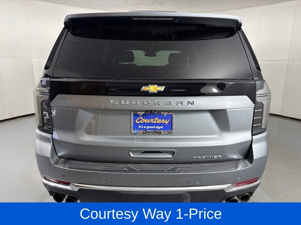 Certified 2025 Chevrolet Suburban Premier RWD image 9
