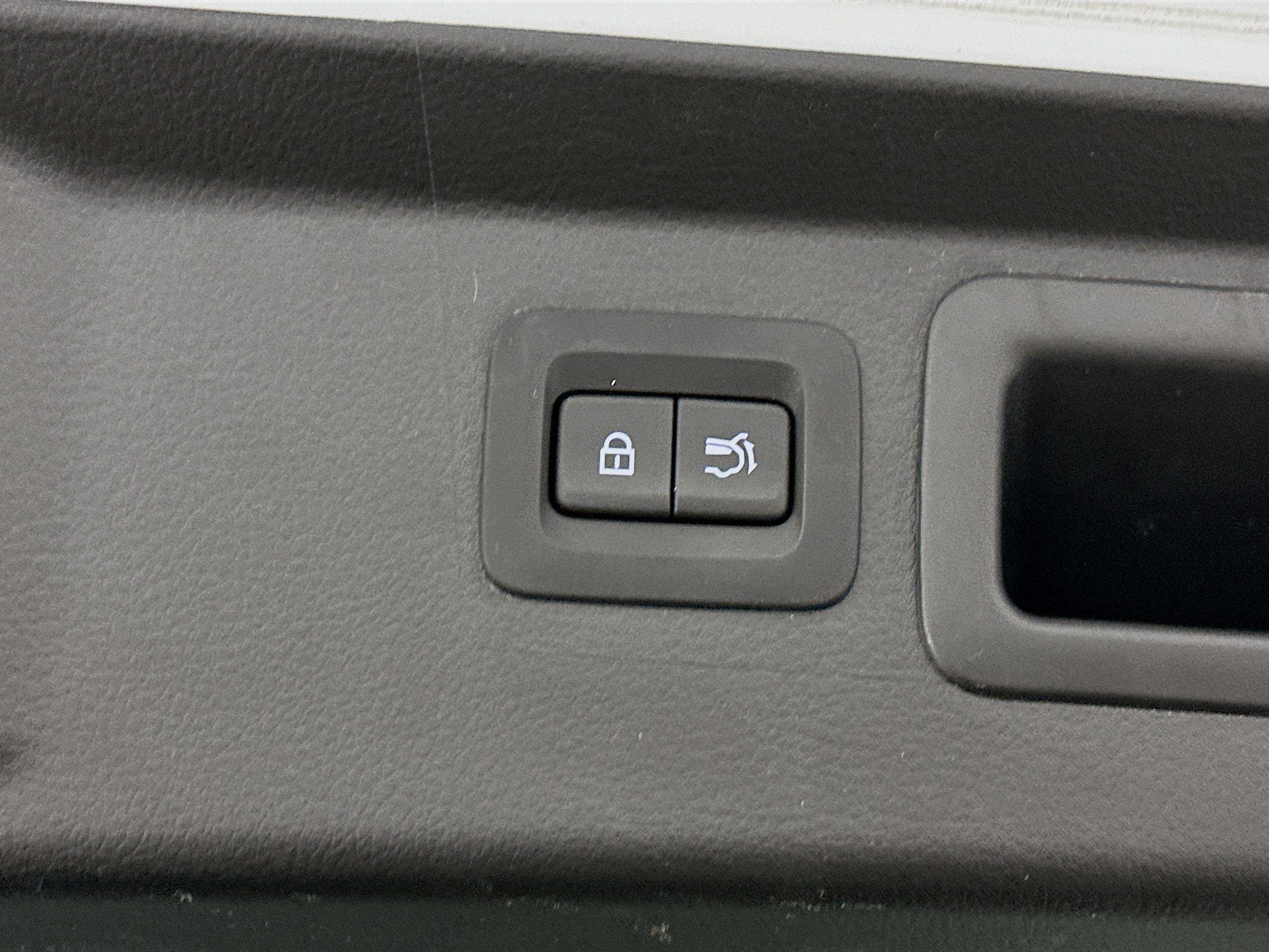 Used 2025 MAZDA CX-50 AWD 2.5 S w/ Preferred Package image 31