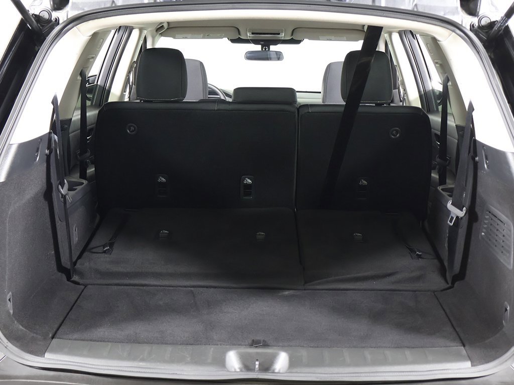 Used 2024 Nissan Pathfinder S image 17