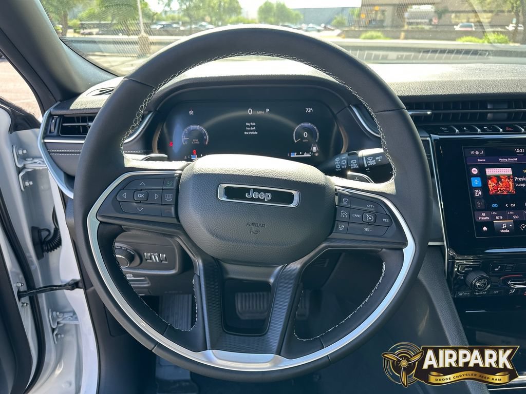 New 2025 Jeep Grand Cherokee L Altitude AWD/4WD image 17