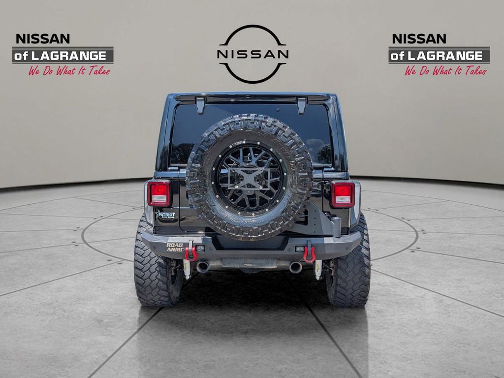 Used 2020 Jeep Wrangler Unlimited Rubicon w/ Cold Weather Group image 8
