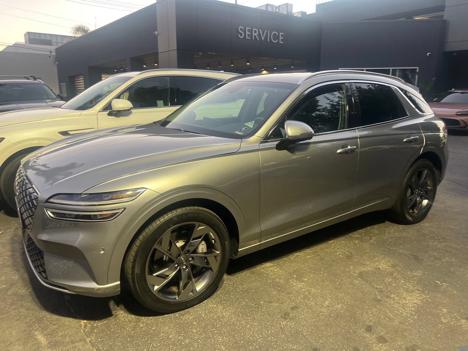 Used 2023 Genesis Electrified GV70 AWD/4WD image 2