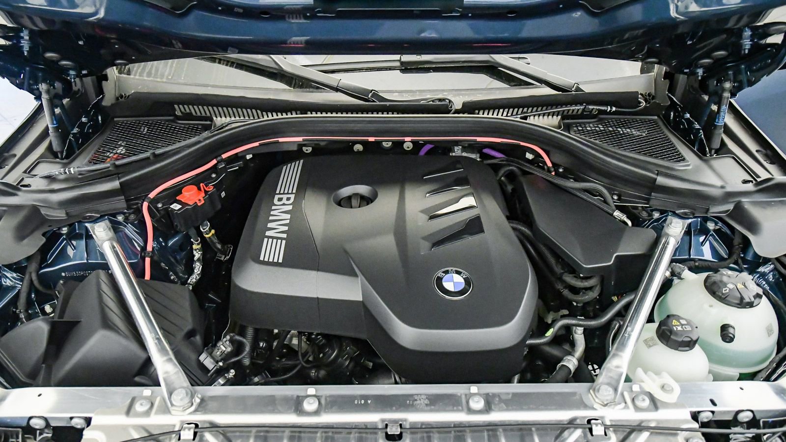 Certified 2023 BMW 330e 330e iPerformance w/ Premium Package image 28