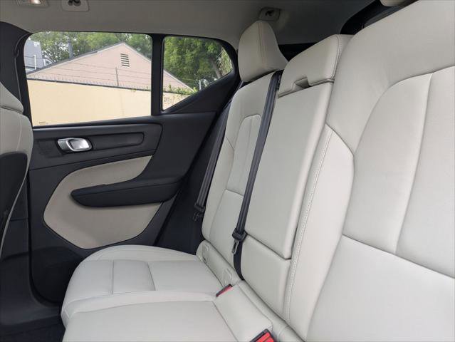 New 2026 Volvo XC40 B5 Plus w/ Protection Package Premier AWD/4WD image 12