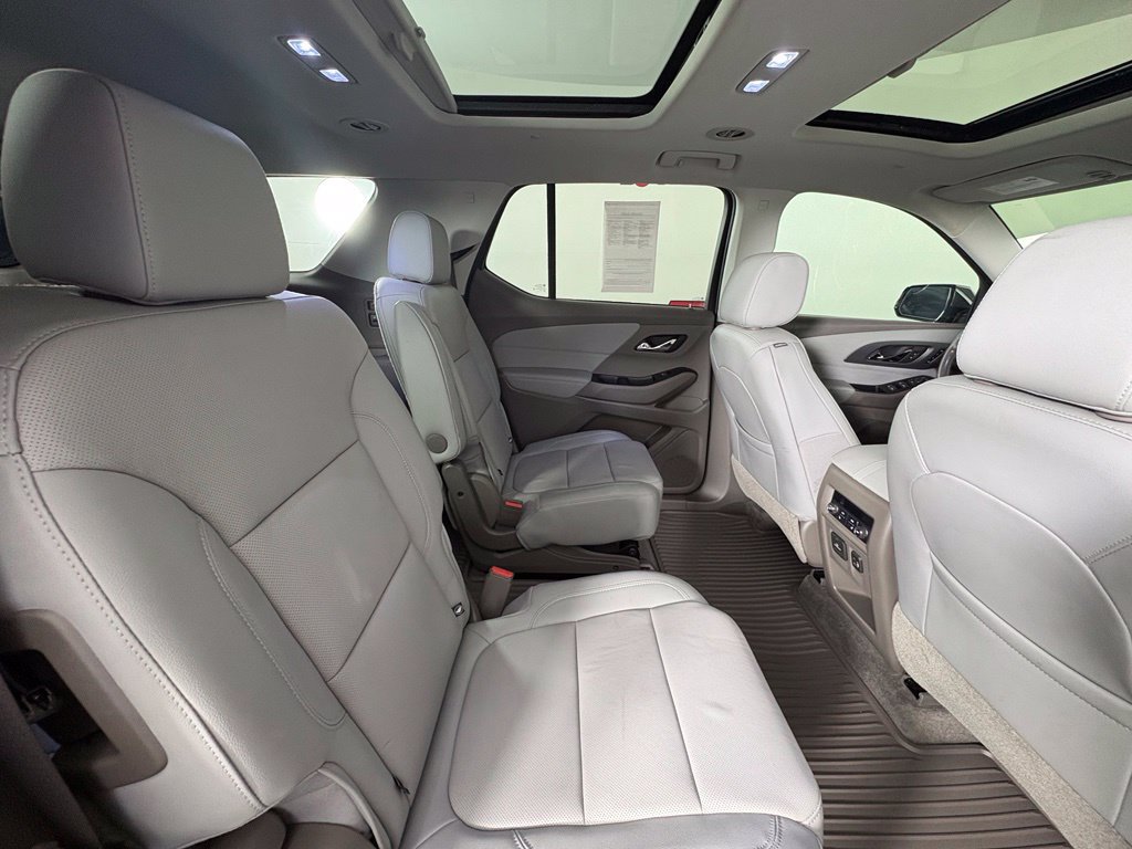 Used 2020 Chevrolet Traverse Premier AWD/4WD image 52