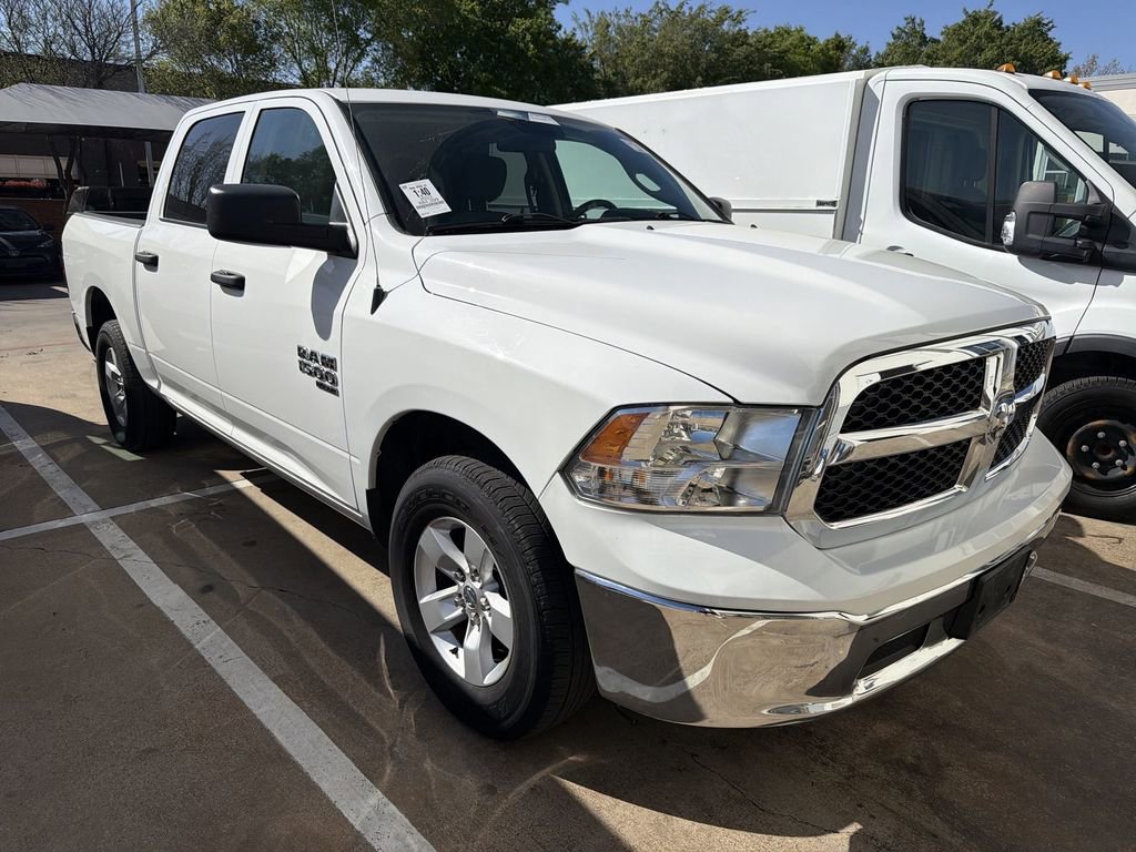Used 2022 RAM 1500 Classic SLT image 2