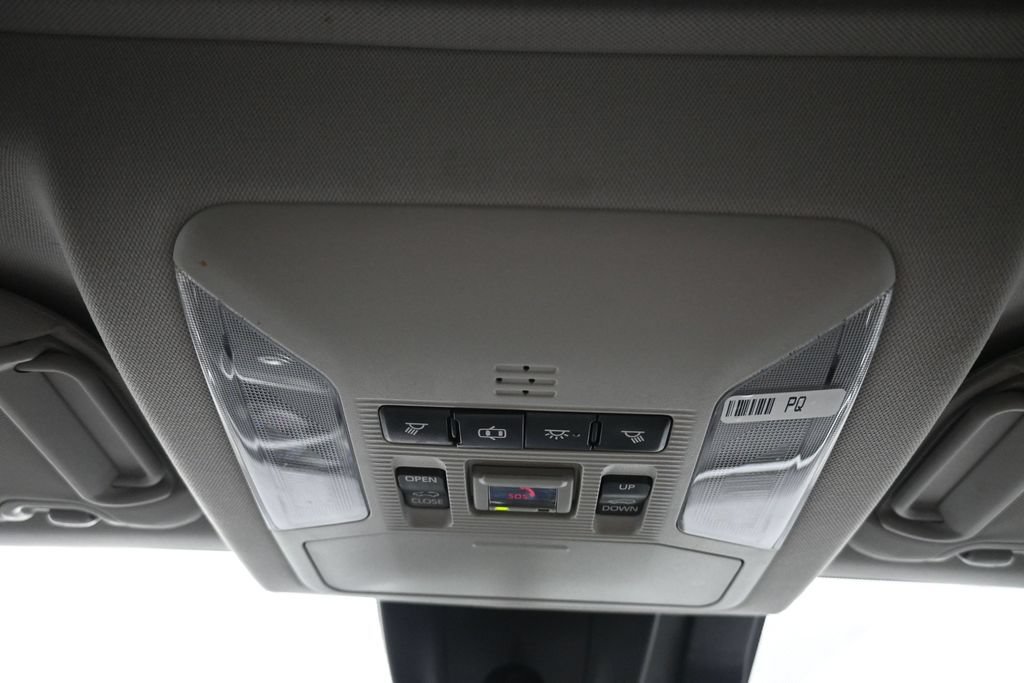 Certified 2020 Toyota RAV4 XLE Premium AWD/4WD image 17