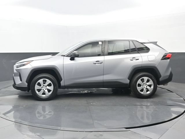 Used 2023 Toyota RAV4 LE FWD image 20