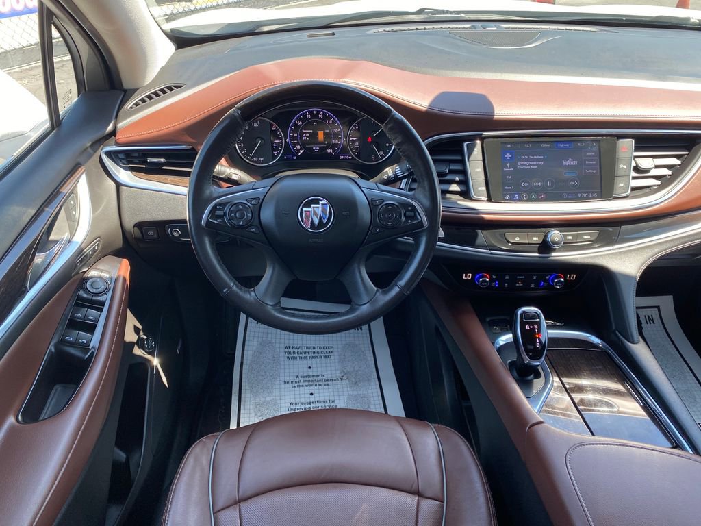 Used 2020 Buick Enclave Avenir w/ Avenir Technology Package AWD/4WD image 23