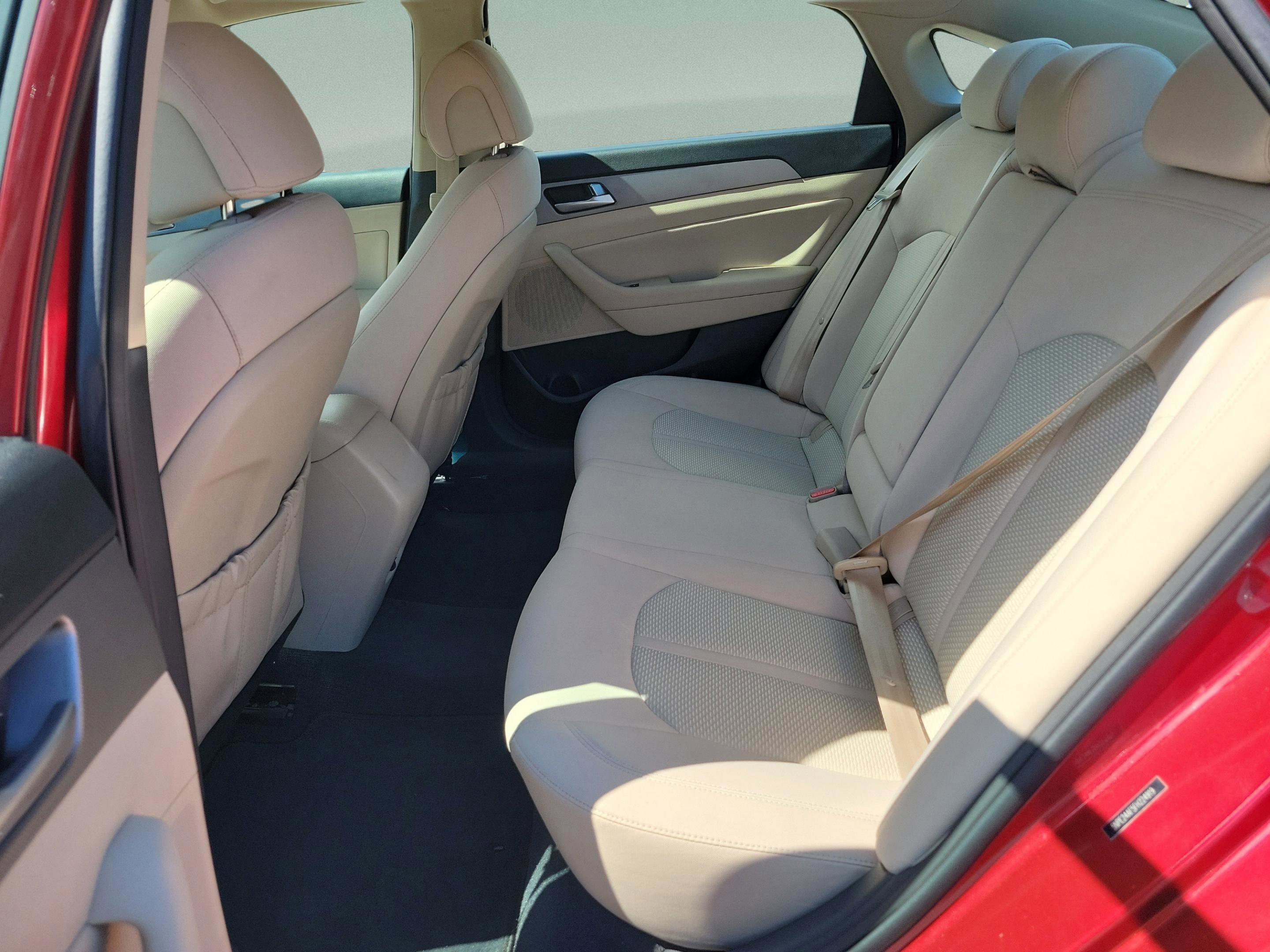 Used 2015 Hyundai Sonata SE w/ Option Group 09 image 20