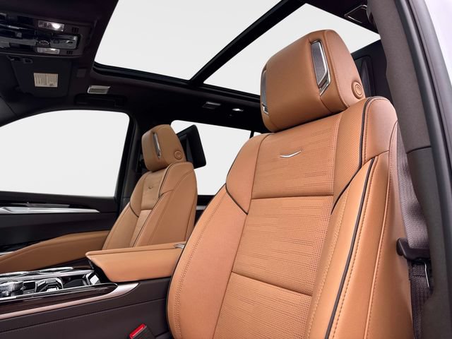 New 2026 Cadillac Escalade Luxury w/ Touring Package AWD/4WD image 23