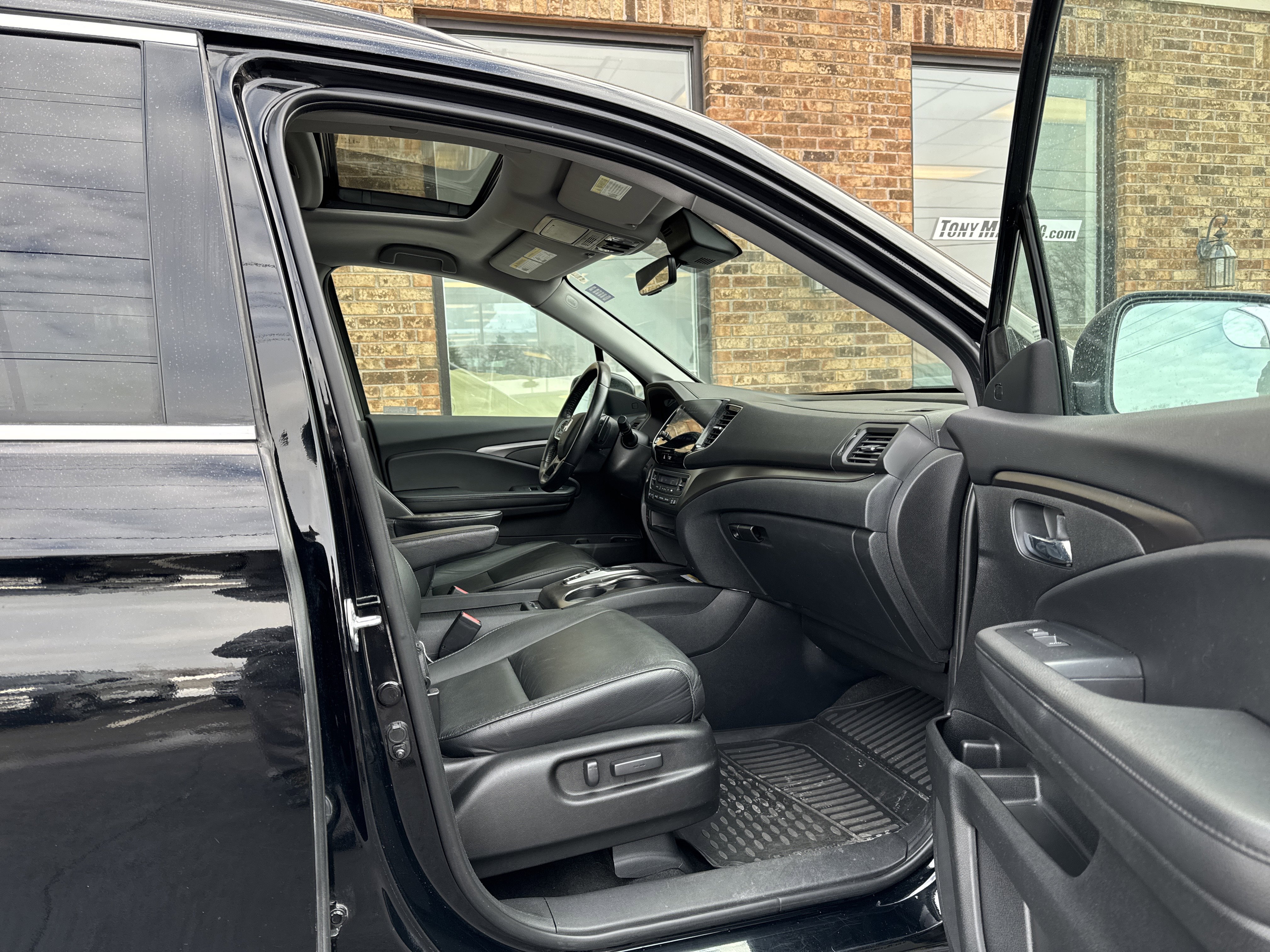 Used 2021 Honda Pilot Special Edition image 15