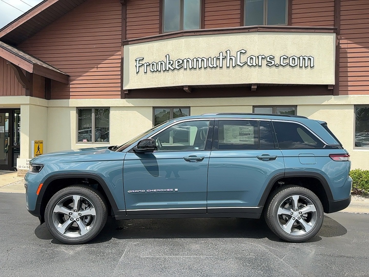 New 2026 Jeep Grand Cherokee Limited