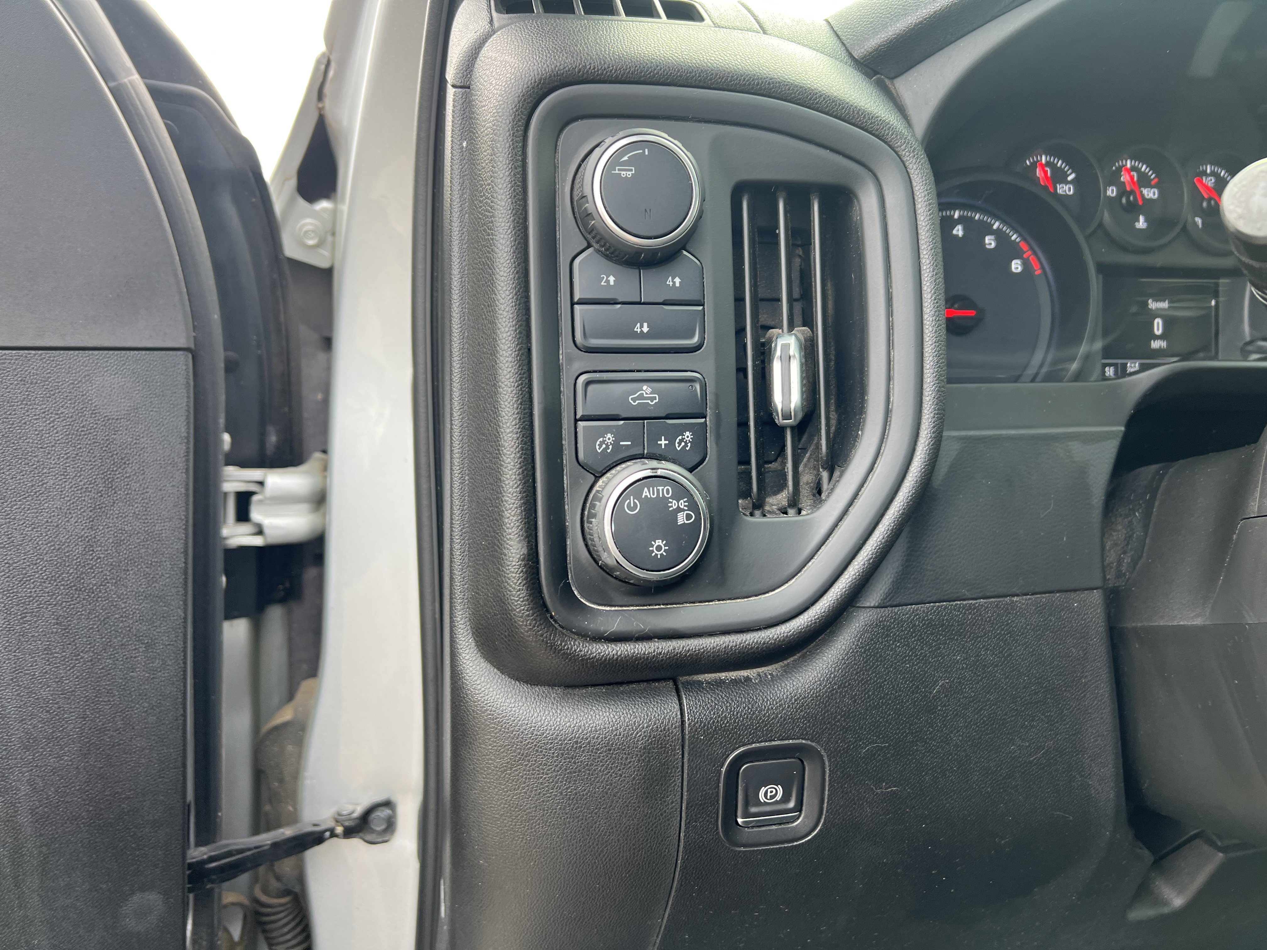 Certified 2020 Chevrolet Silverado 3500 W/T w/ WT Convenience Package image 17