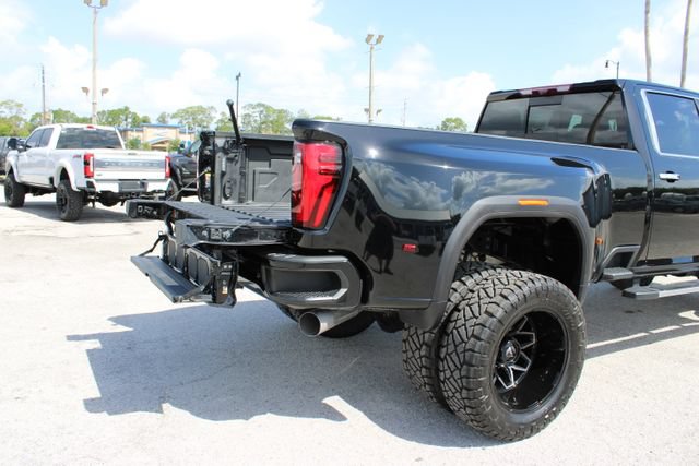 Used 2024 GMC Sierra 3500 Denali w/ Denali Reserve Package AWD/4WD image 11