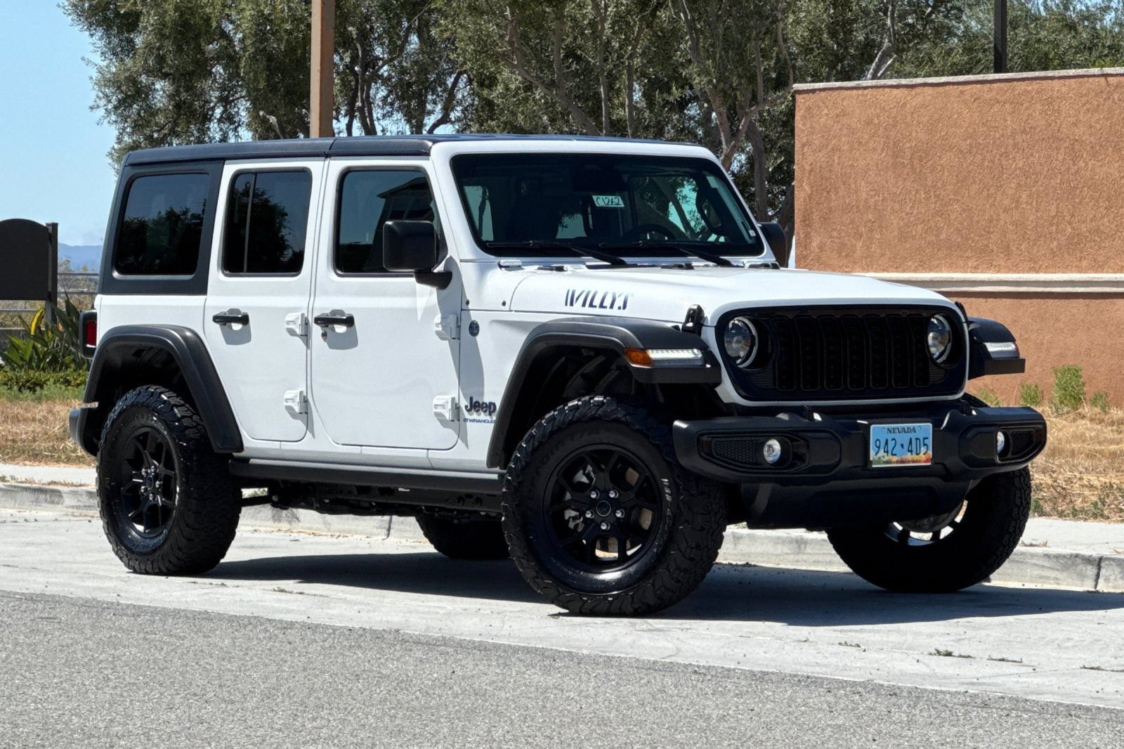 Used 2025 Jeep Wrangler Unlimited Sport S 4xe AWD/4WD image 2