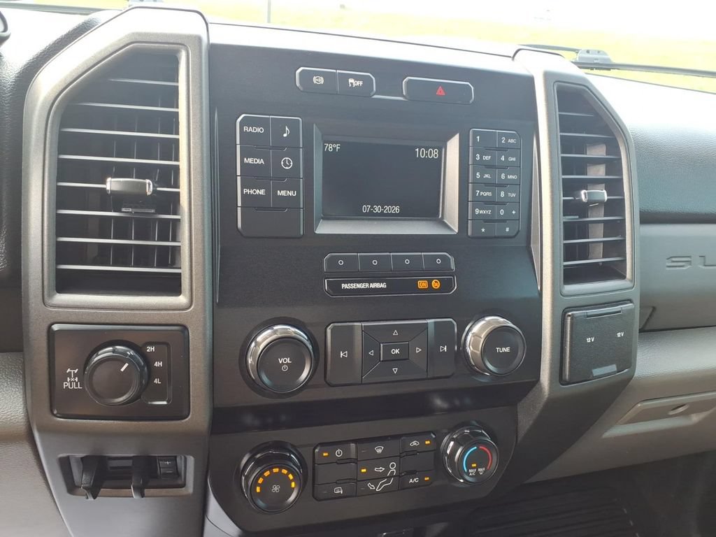 Used 2019 Ford F250 XL w/ Power Equipment Group AWD/4WD image 12