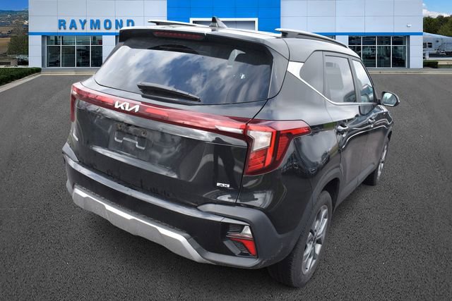 Used 2024 Kia Seltos S image 3