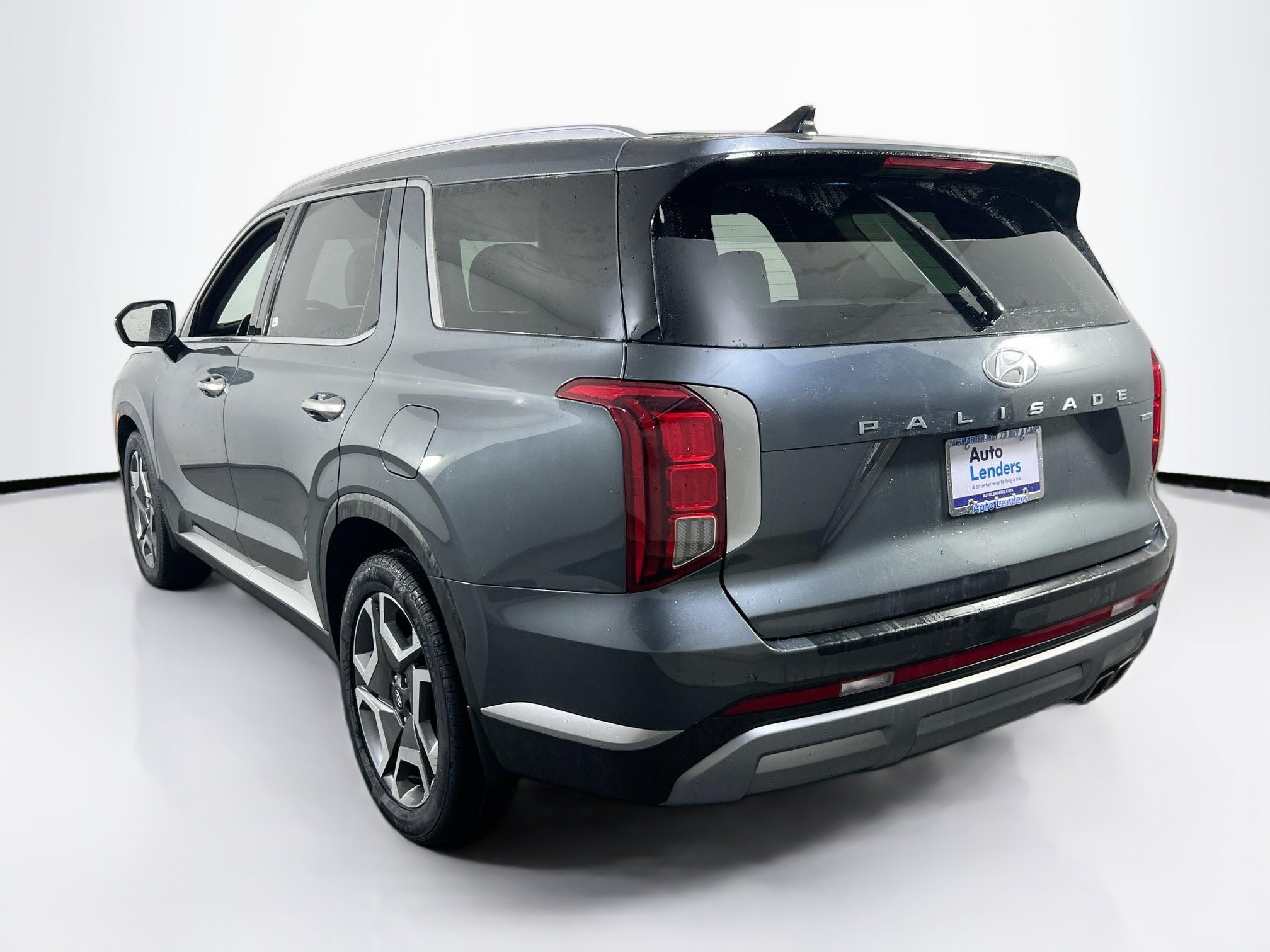Used 2023 Hyundai Palisade SEL w/ Premium Package AWD/4WD image 7