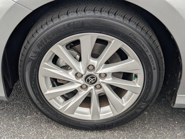 Used 2023 Toyota Camry LE FWD image 11